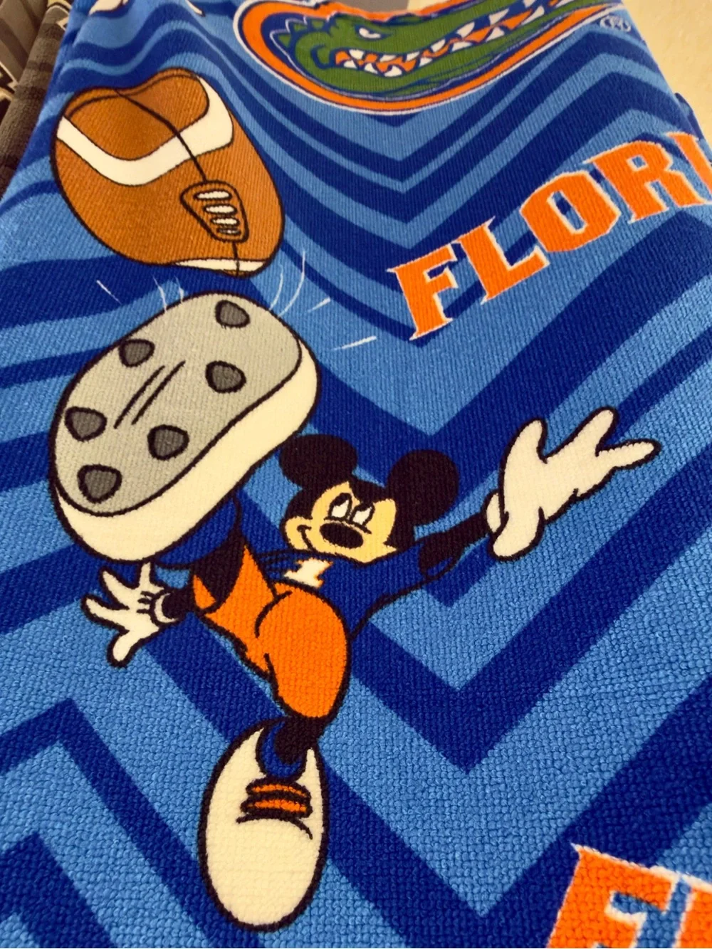 NEW Disney Blue Florida Gators Football Mickey Mouse Beach Towel